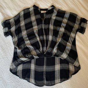 Universal Thread Top
